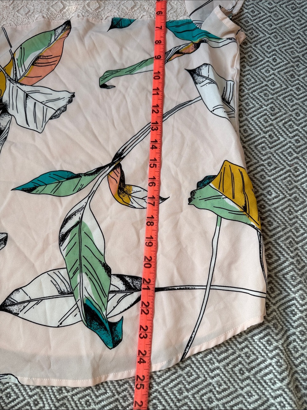 Van Heusen Pink Lace Yoke Floral Leaf Print Top - Picture 10 of 10